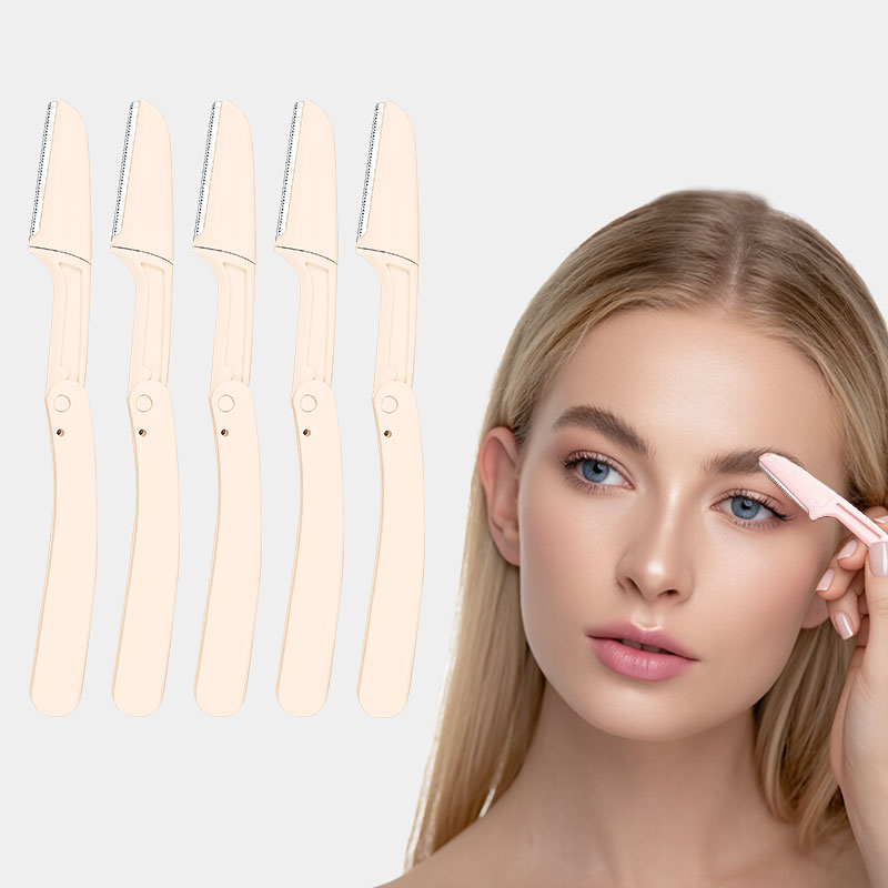 Foldable eyebrow trimmer